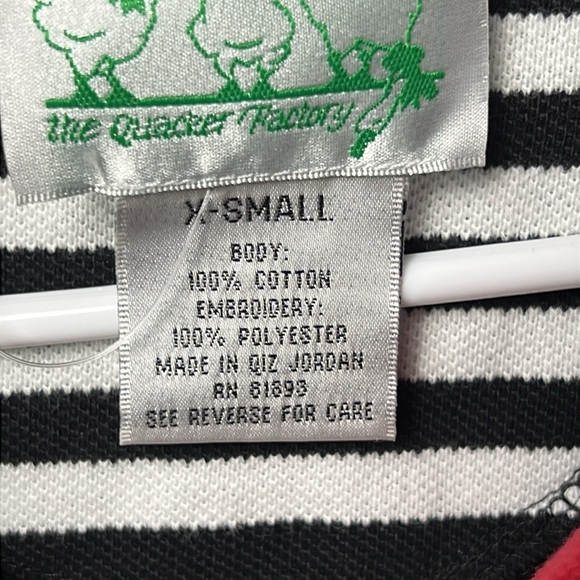 Quacker Factory Women Black Polo Shirt XS Red Collar Lobster Embroidery Short Sl - Picture 7 of 8